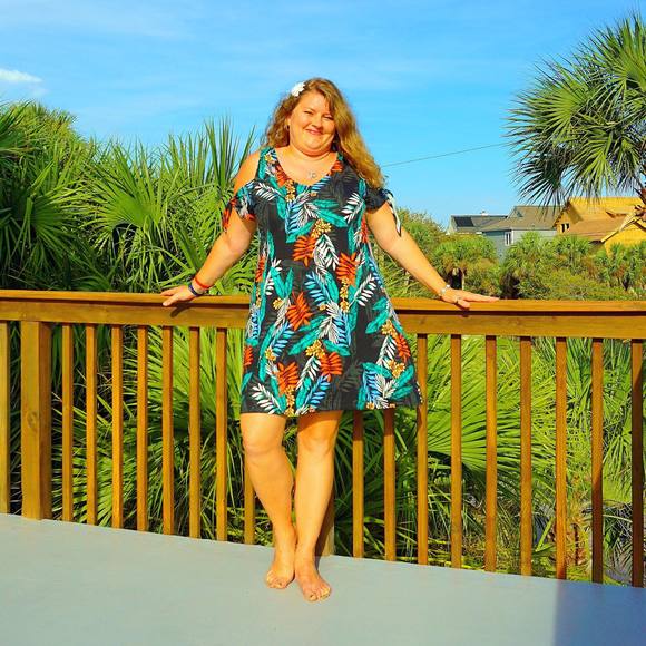 Meet your Posher, Leah - Picture 1 of 1